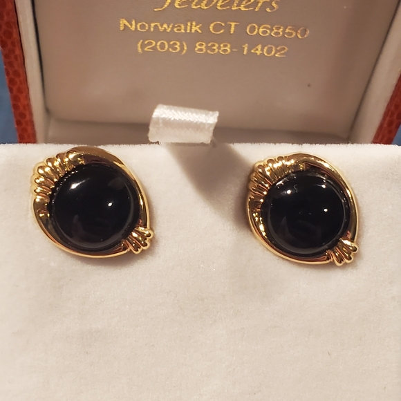 14kt/Onyx Earrings - Picture 2 of 7